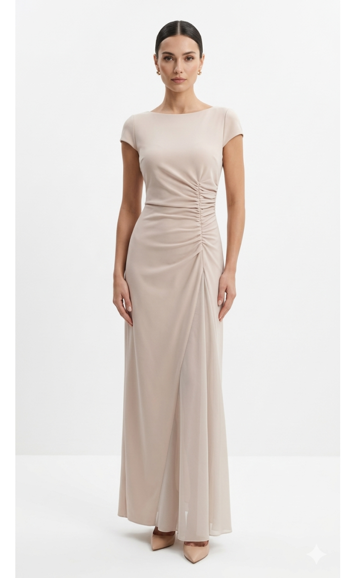 Scarlet sukienka BBStudio – drapowania, rozcięcie, długość maxi