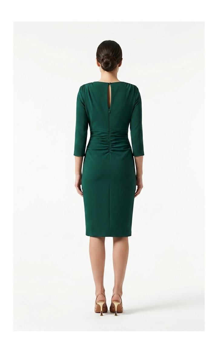 Zmysłowa sukienka drapowana z rozcięciem | BBStudio